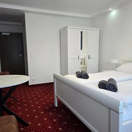 Damhirsch Hotel Neustadt am Rübenberge Eksteriør billede
