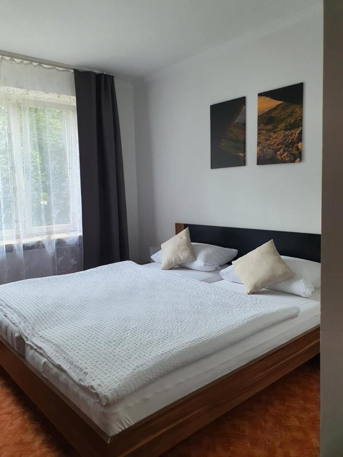 Hotel Damhirsch 3*